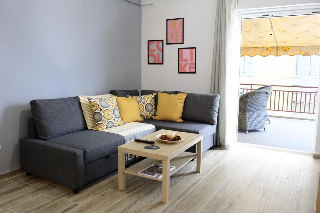 Poppy's Dreamy Apartment, Thissio * Athènes